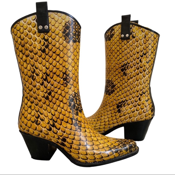 Just 4 Kicks Snake Print Cowboy Rainboots - Picture 2 of 9